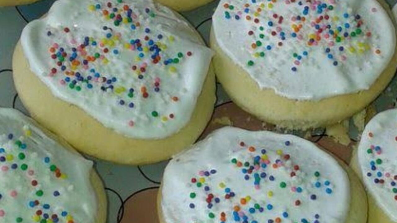 Receita de Bolacha Pintada | Vídeo por Taiza | Craftlog | Sobremesas |  Lanches | Ovos