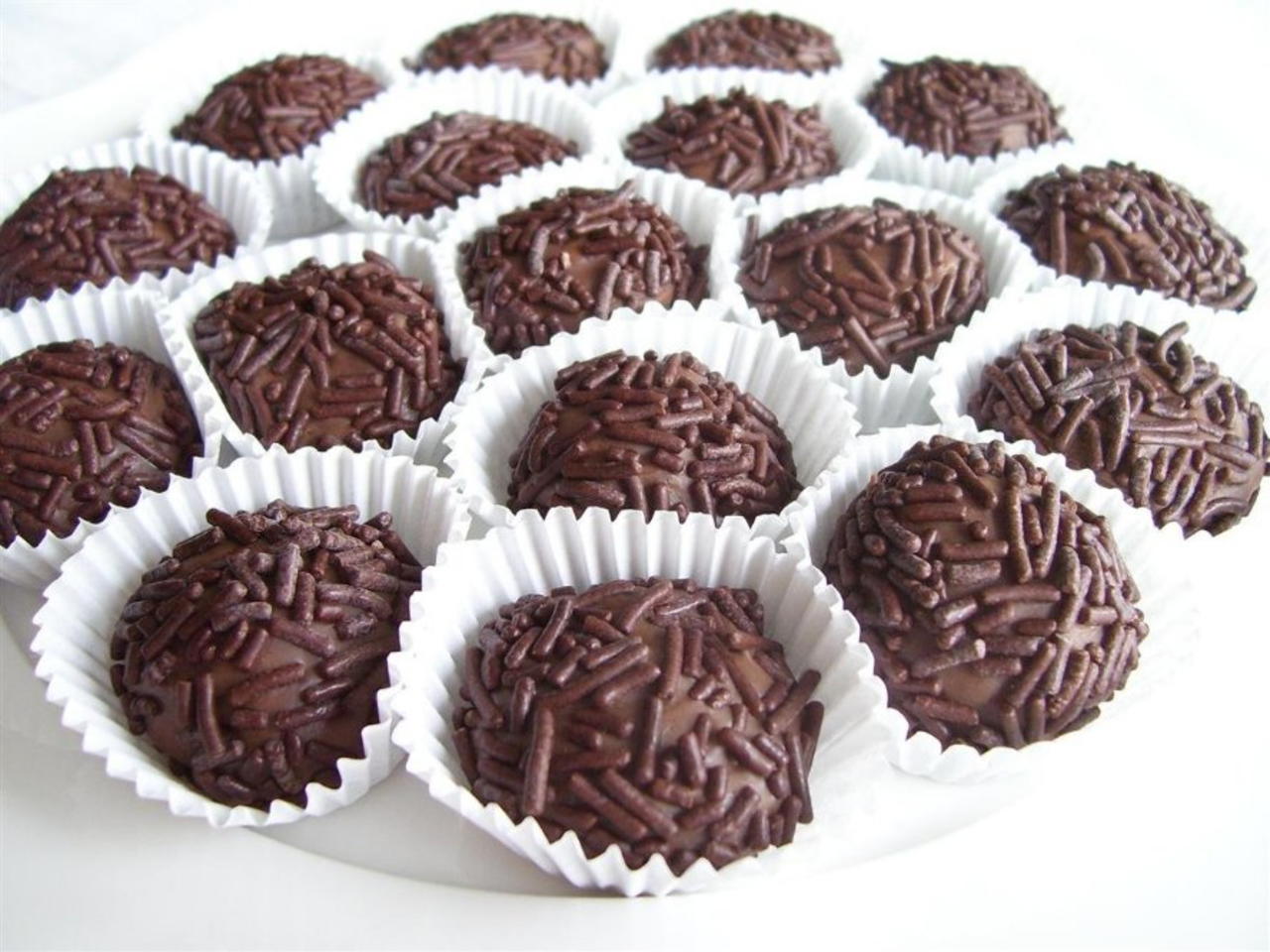 10 Receitas Simples Para Brigadeiro Caseiro | Craftlog Portugal