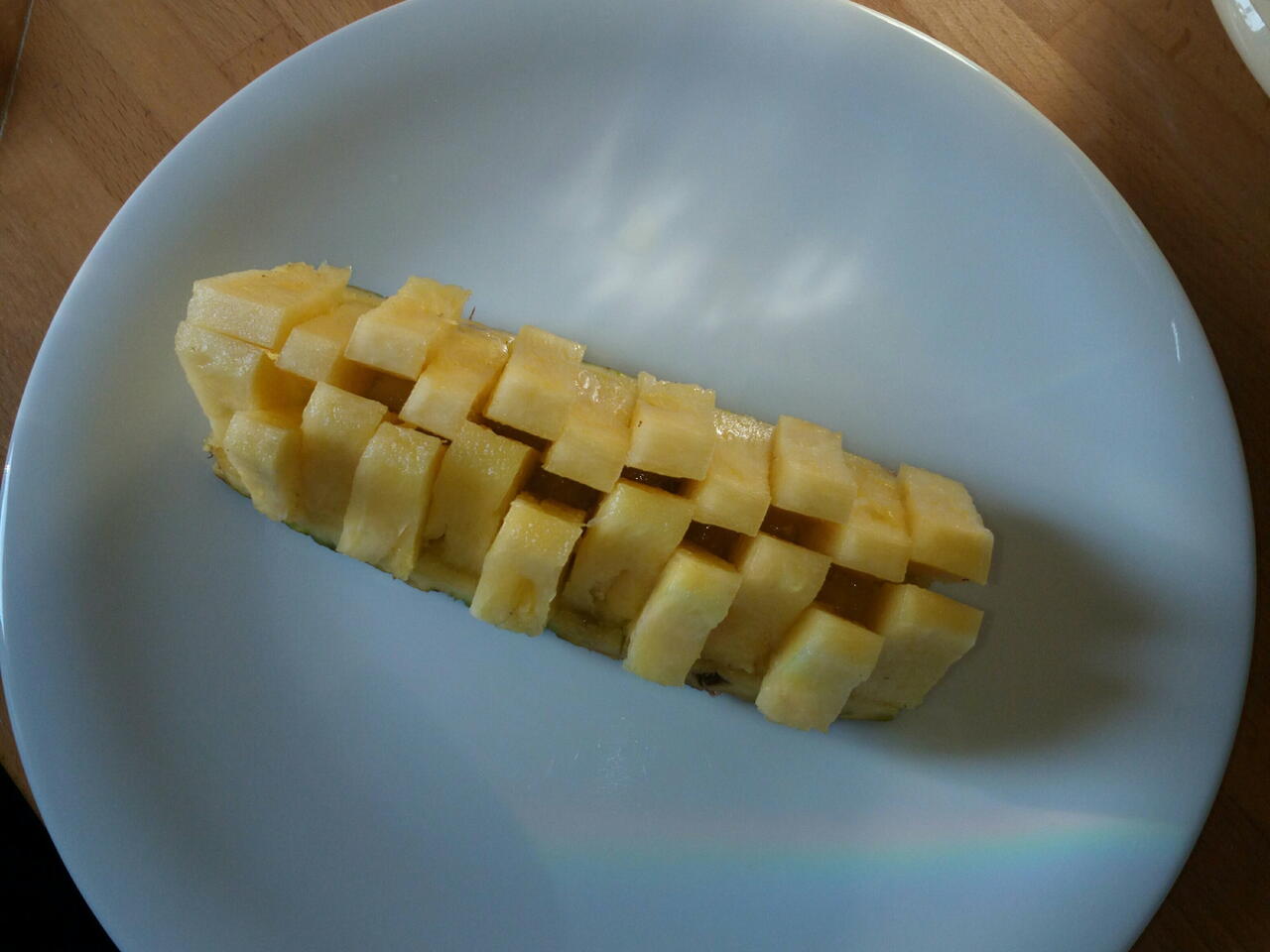 Ricetta di Come Tagliare L'ananas a Mano, Video di mattiacamisotti