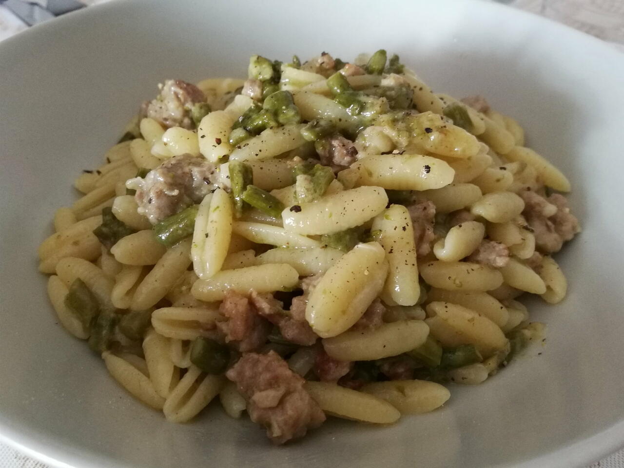 Ricetta Di Gnocchetti Sardi Asparagi E Salsiccia Video Di Mirko Craftlo