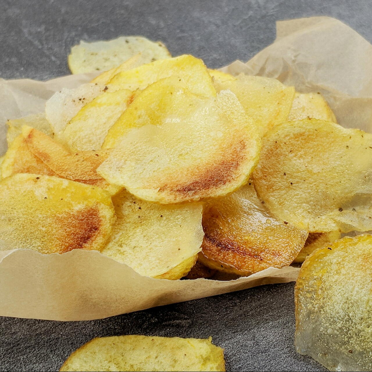 Постные чипсы. Чипсы Potato Chips. Батат чипсы. Формованные чипсы. Чипсы натуральные картофельные.